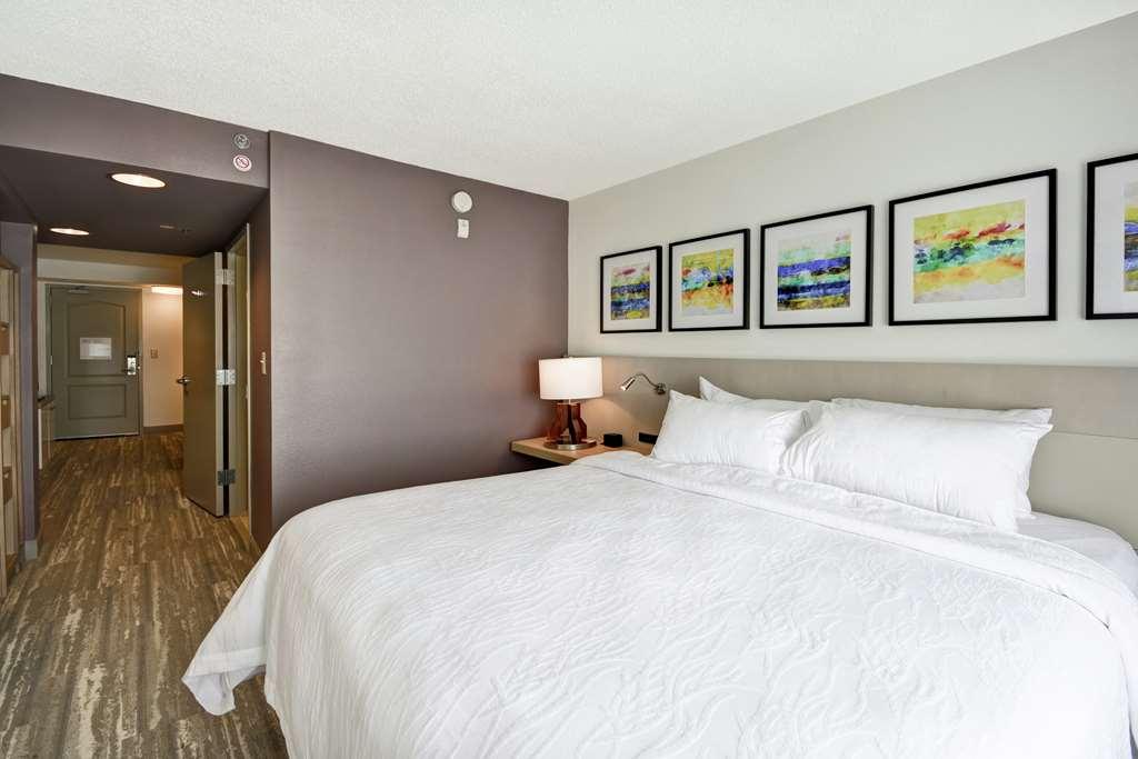 Hilton Garden Inn Panama City Room photo